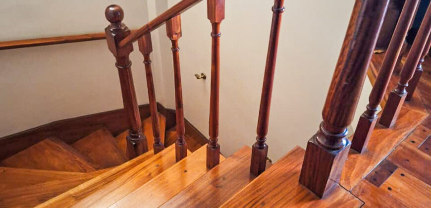 Chalet de vías a Libertador. Zona residencial Chalet de vías a Libertador. Zona residencial