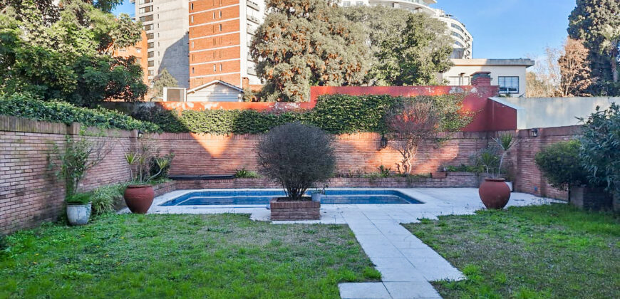 Chalet de vías a Libertador. Zona residencial Chalet de vías a Libertador. Zona residencial