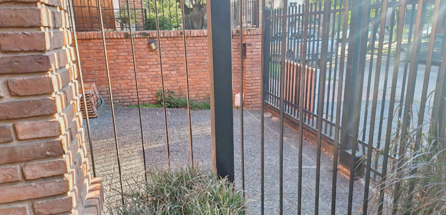 Chalet de vías a Libertador. Zona residencial Chalet de vías a Libertador. Zona residencial